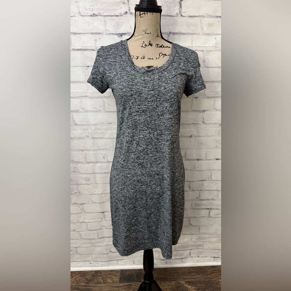 Merrell‎ Selecteick Small Gray Black Dress Scoop Neck Short Sleeve Stretch